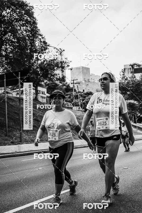 Buy your photos of the eventFotos de Corrida em Preto & Branco on Fotop