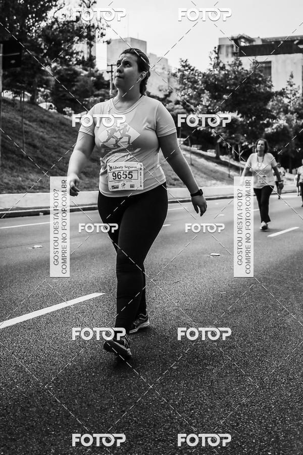 Buy your photos of the eventFotos de Corrida em Preto & Branco on Fotop