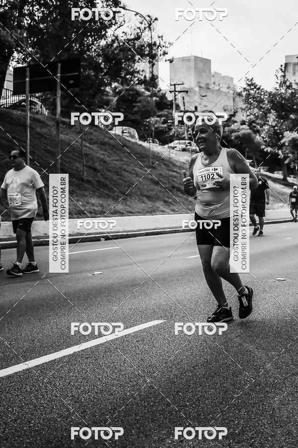 Buy your photos of the eventFotos de Corrida em Preto & Branco on Fotop