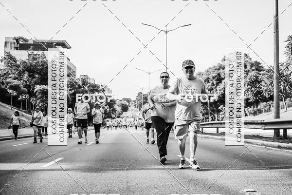 Buy your photos of the eventFotos de Corrida em Preto & Branco on Fotop