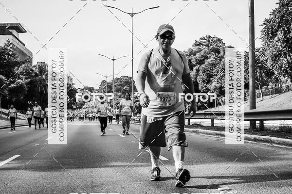 Buy your photos of the eventFotos de Corrida em Preto & Branco on Fotop