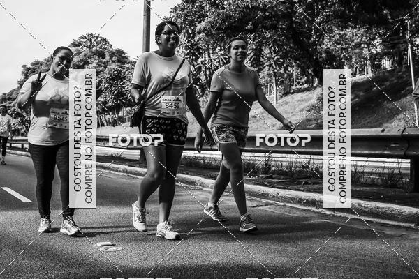 Buy your photos of the eventFotos de Corrida em Preto & Branco on Fotop