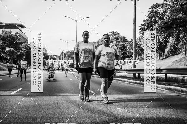 Buy your photos of the eventFotos de Corrida em Preto & Branco on Fotop