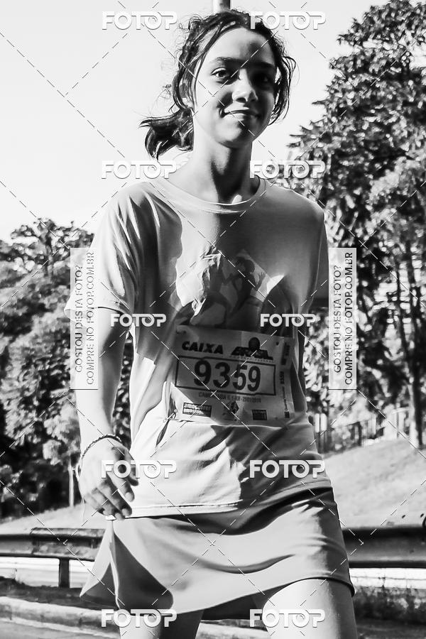Buy your photos of the eventFotos de Corrida em Preto & Branco on Fotop