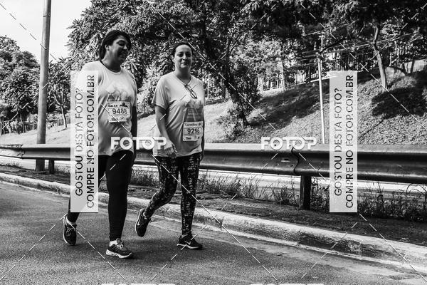 Buy your photos of the eventFotos de Corrida em Preto & Branco on Fotop