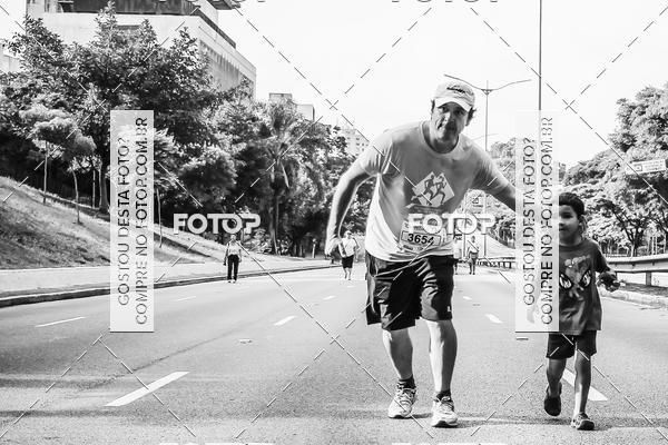 Buy your photos of the eventFotos de Corrida em Preto & Branco on Fotop