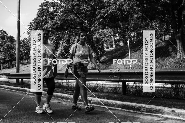 Buy your photos of the eventFotos de Corrida em Preto & Branco on Fotop