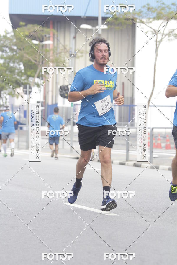 Buy your photos of the eventTrack & Field Run Series - Center Norte I on Fotop