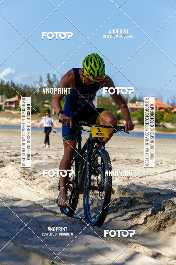 Buy your photos of the eventXTerra Camp Praia do Rosa 2018 on Fotop