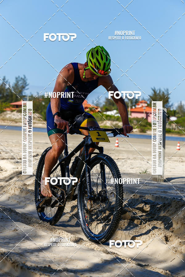 Buy your photos of the eventXTerra Camp Praia do Rosa 2018 on Fotop