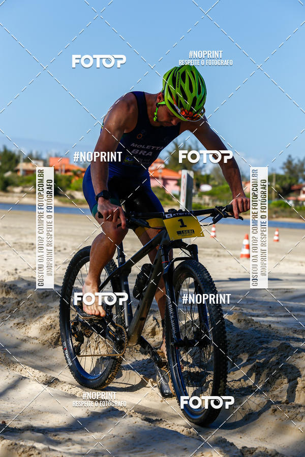 Buy your photos of the eventXTerra Camp Praia do Rosa 2018 on Fotop