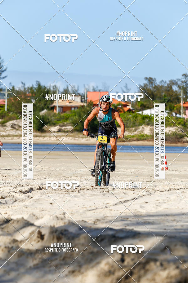 Buy your photos of the eventXTerra Camp Praia do Rosa 2018 on Fotop