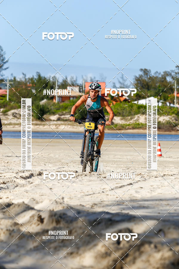 Buy your photos of the eventXTerra Camp Praia do Rosa 2018 on Fotop