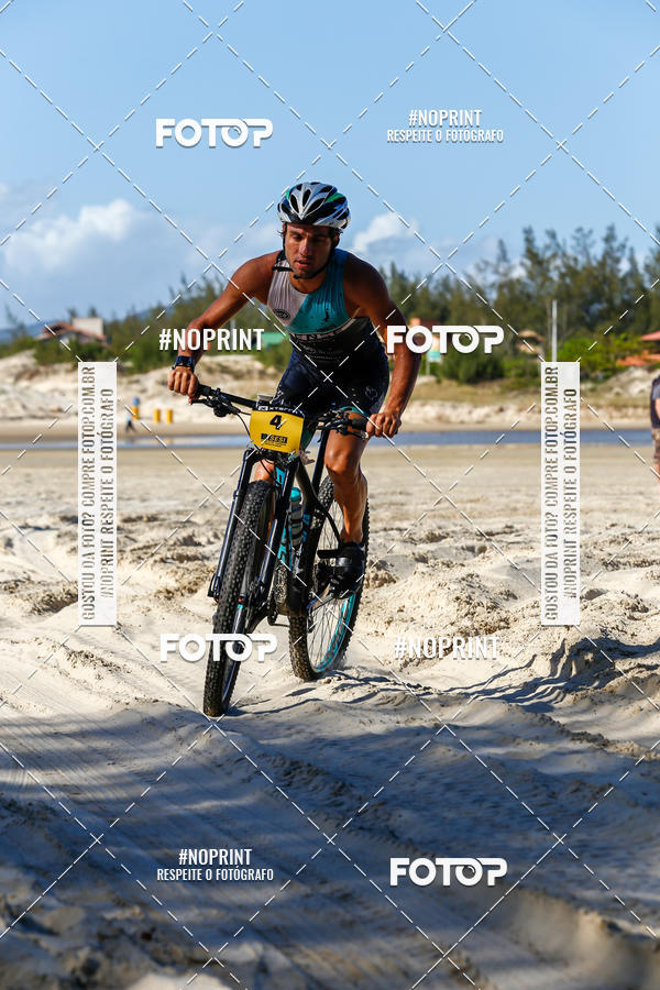 Buy your photos of the eventXTerra Camp Praia do Rosa 2018 on Fotop