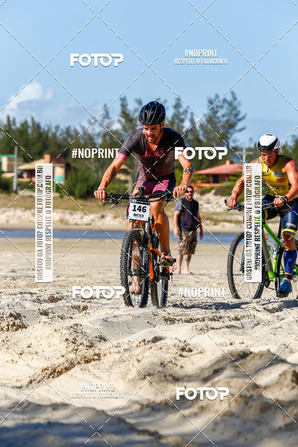 Buy your photos of the eventXTerra Camp Praia do Rosa 2018 on Fotop