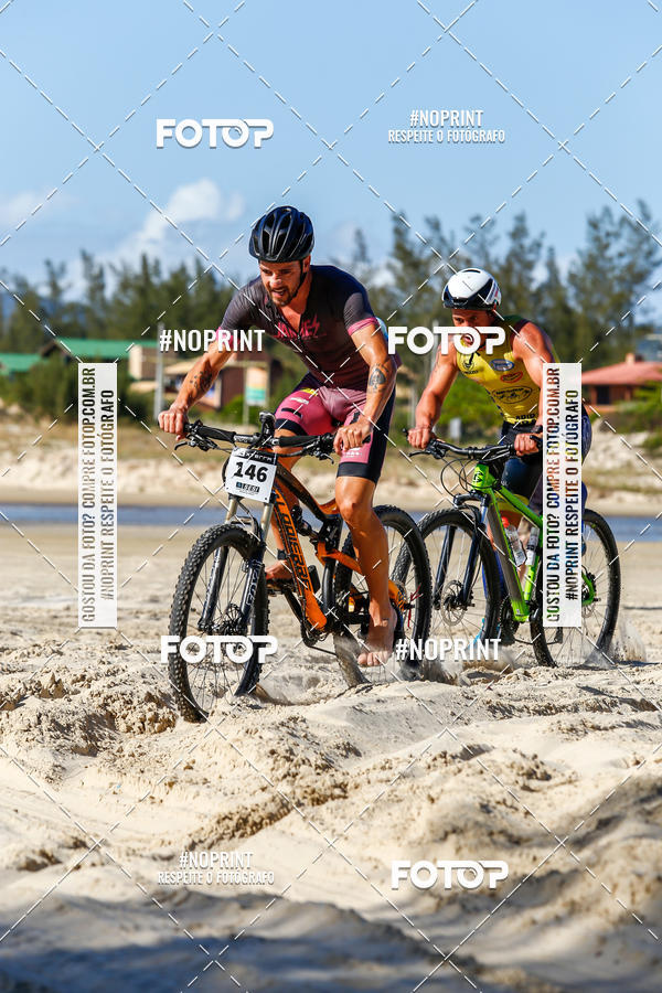 Buy your photos of the eventXTerra Camp Praia do Rosa 2018 on Fotop