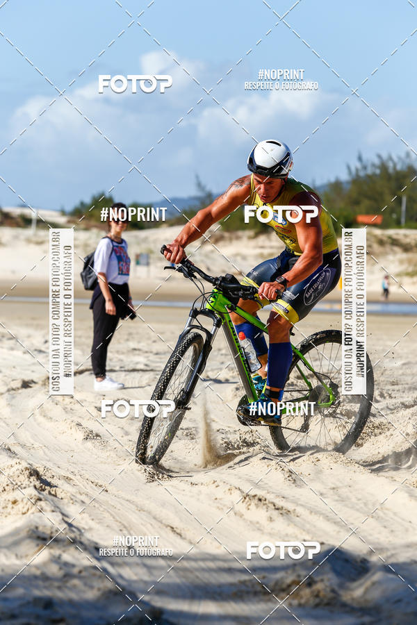 Buy your photos of the eventXTerra Camp Praia do Rosa 2018 on Fotop