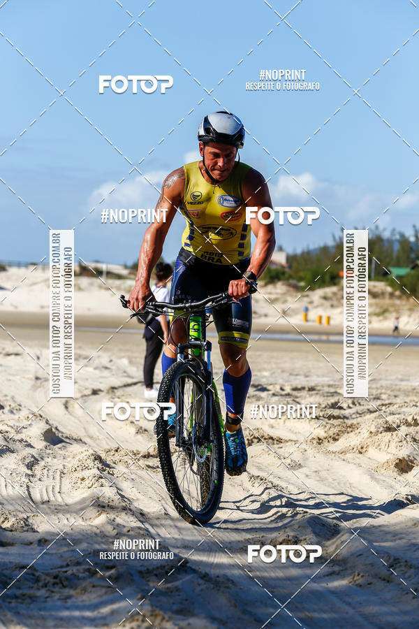 Buy your photos of the eventXTerra Camp Praia do Rosa 2018 on Fotop