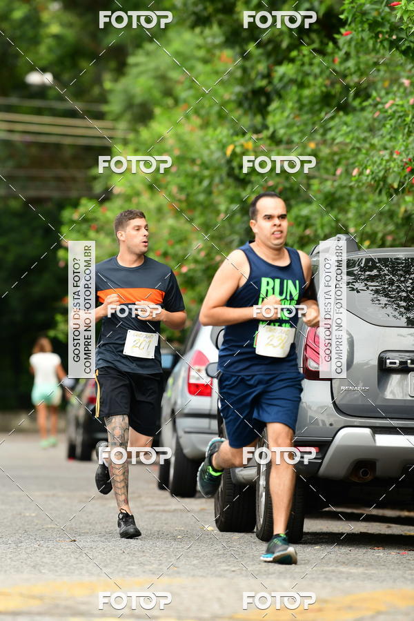 Buy your photos of the eventFast Running Santo Amaro - 2 Etapa on Fotop