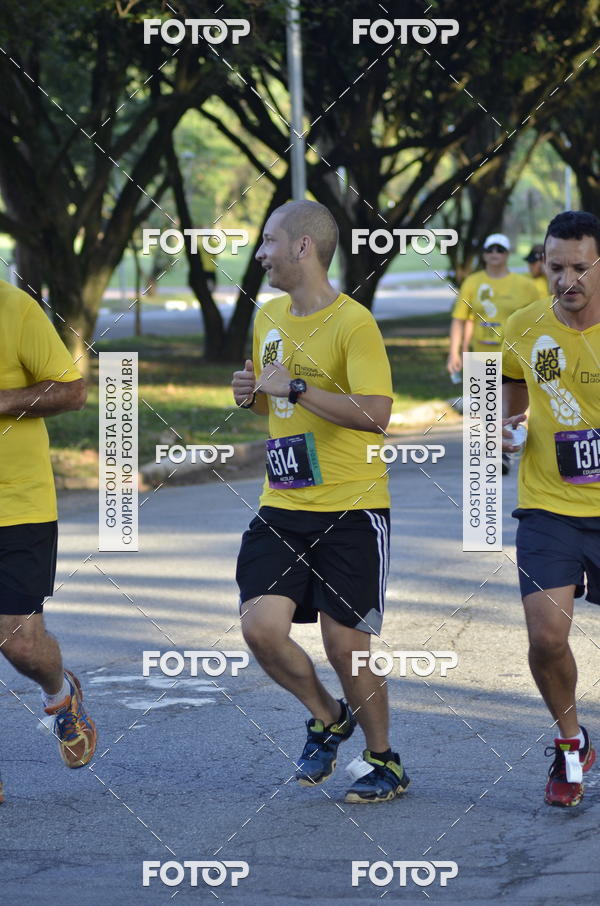 Buy your photos of the eventNat Geo Run on Fotop