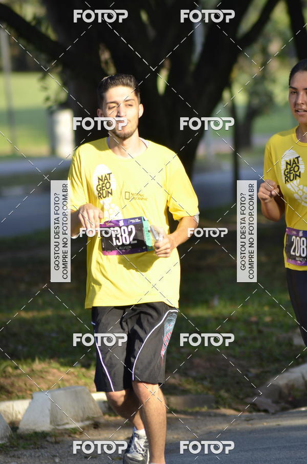 Buy your photos of the eventNat Geo Run on Fotop