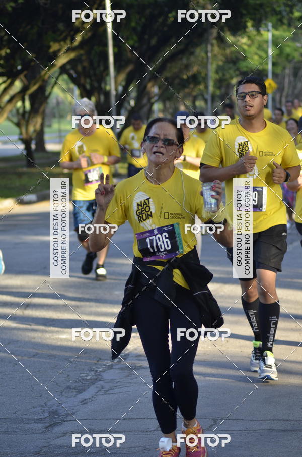 Buy your photos of the eventNat Geo Run on Fotop