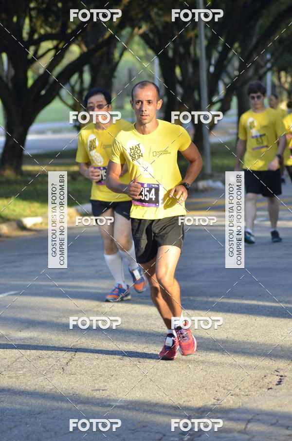 Buy your photos of the eventNat Geo Run on Fotop