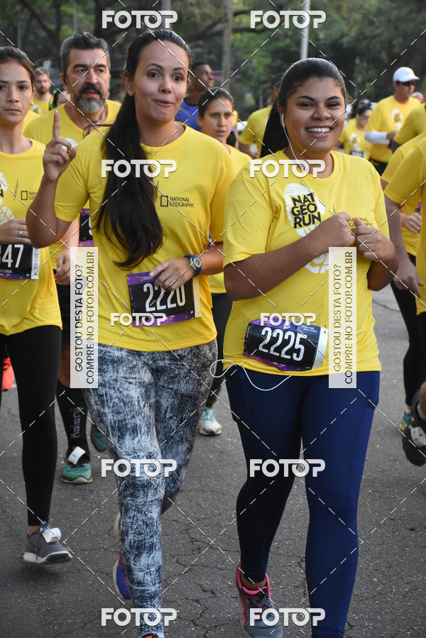 Buy your photos of the eventNat Geo Run on Fotop