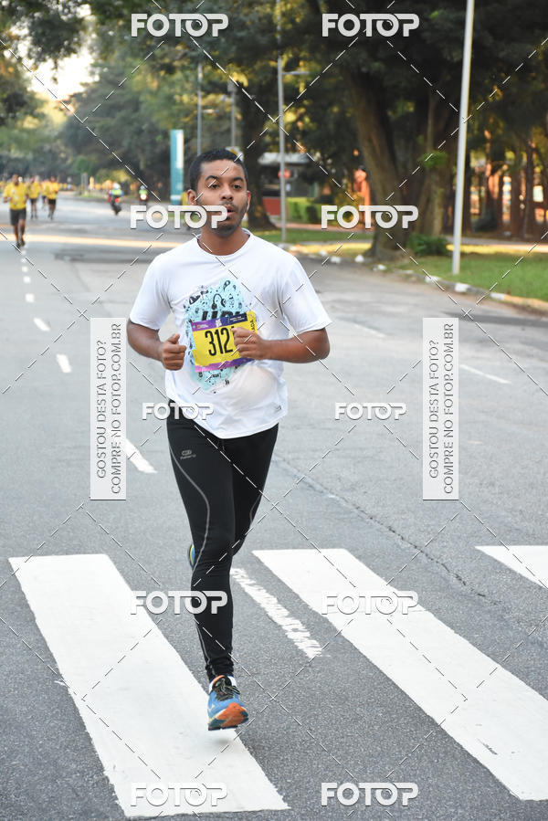 Buy your photos of the eventNat Geo Run on Fotop