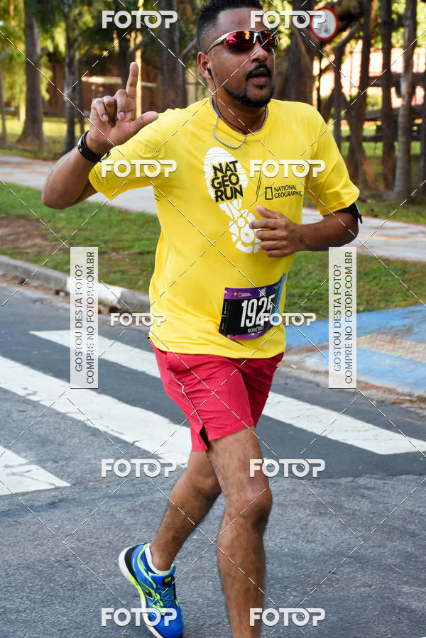 Buy your photos of the eventNat Geo Run on Fotop