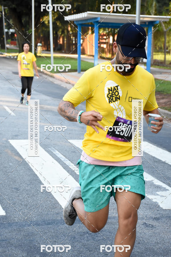 Buy your photos of the eventNat Geo Run on Fotop