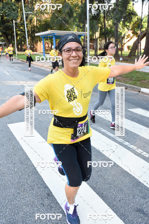 Buy your photos of the eventNat Geo Run on Fotop
