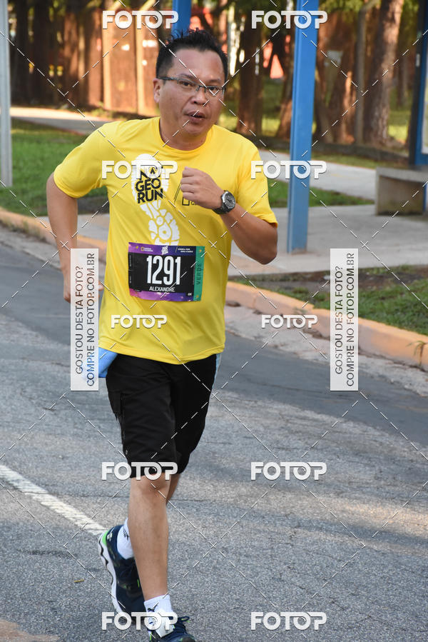 Buy your photos of the eventNat Geo Run on Fotop
