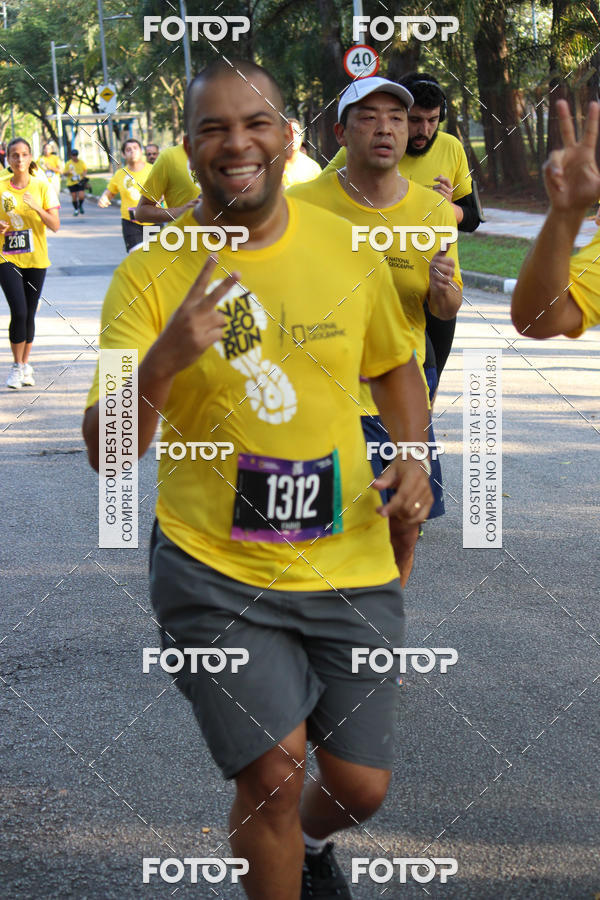 Buy your photos of the eventNat Geo Run on Fotop