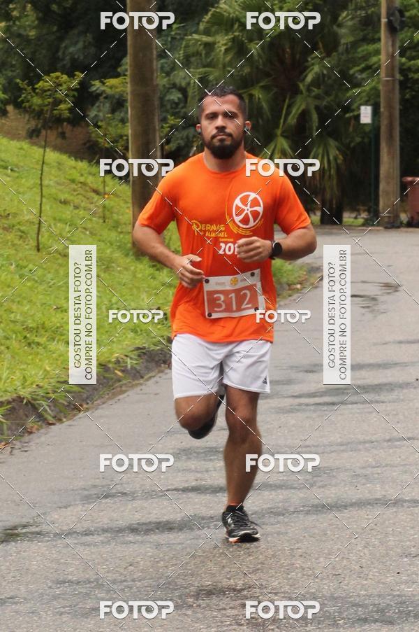 Buy your photos of the event3� Corrida Pernas de Aluguel 10K on Fotop
