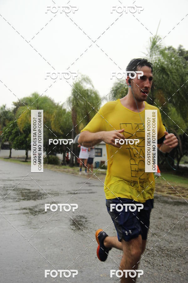 Buy your photos of the event3� Corrida Pernas de Aluguel 10K on Fotop