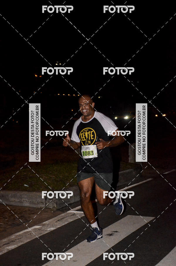 Buy your photos of the eventCupid's Night Run on Fotop