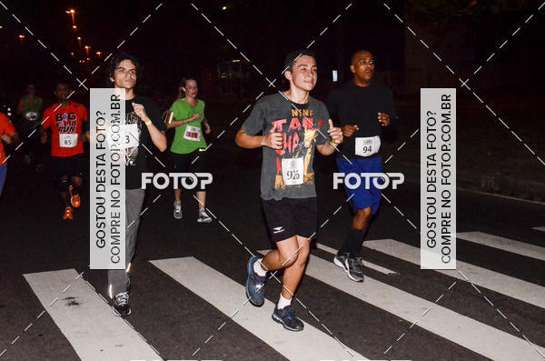 Buy your photos of the eventCupid's Night Run on Fotop