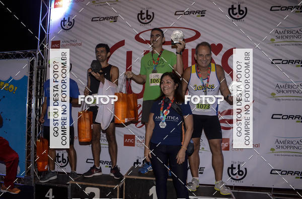 Buy your photos of the eventCupid's Night Run on Fotop
