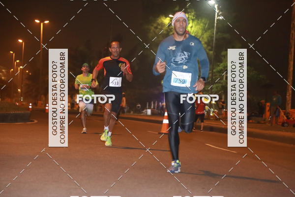 Buy your photos of the eventCupid's Night Run on Fotop