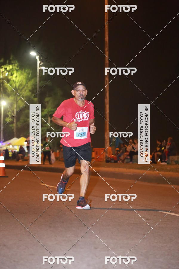 Buy your photos of the eventCupid's Night Run on Fotop