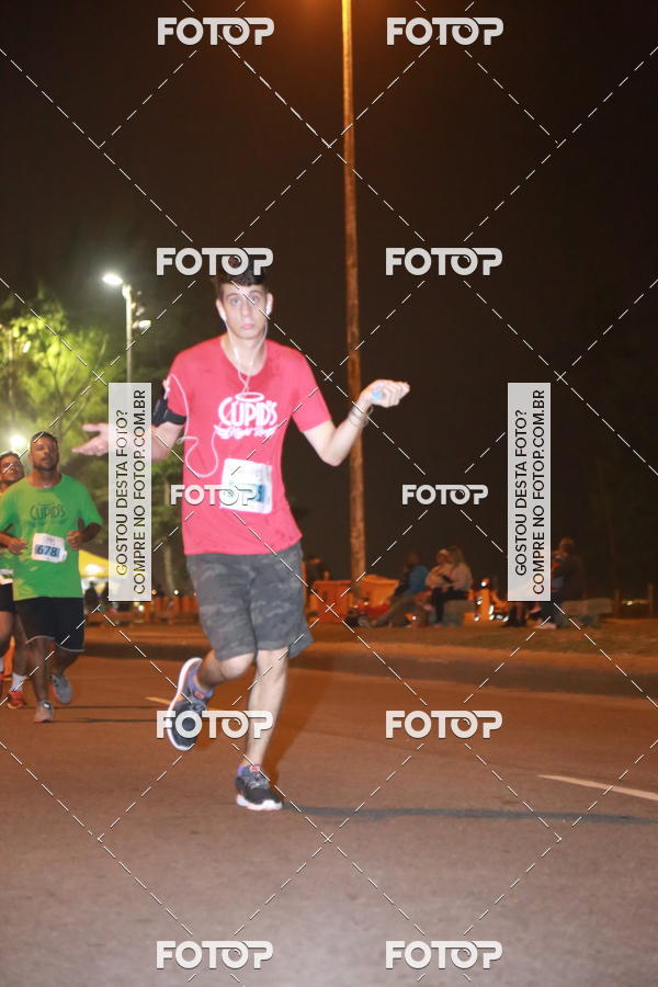 Buy your photos of the eventCupid's Night Run on Fotop