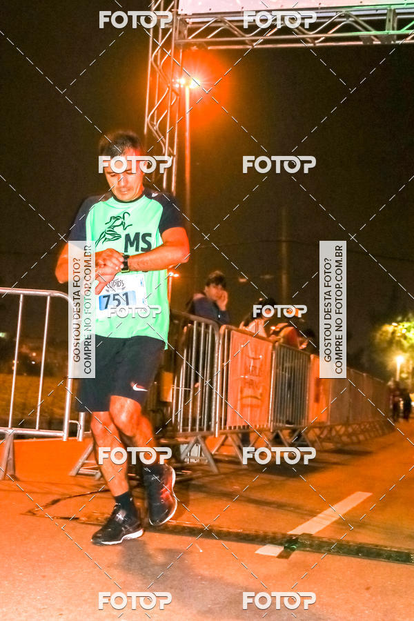Buy your photos of the eventCupid's Night Run on Fotop