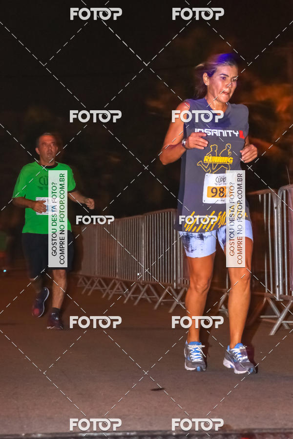 Achetez vos photos de l'vnementCupid's Night Run sur Fotop
