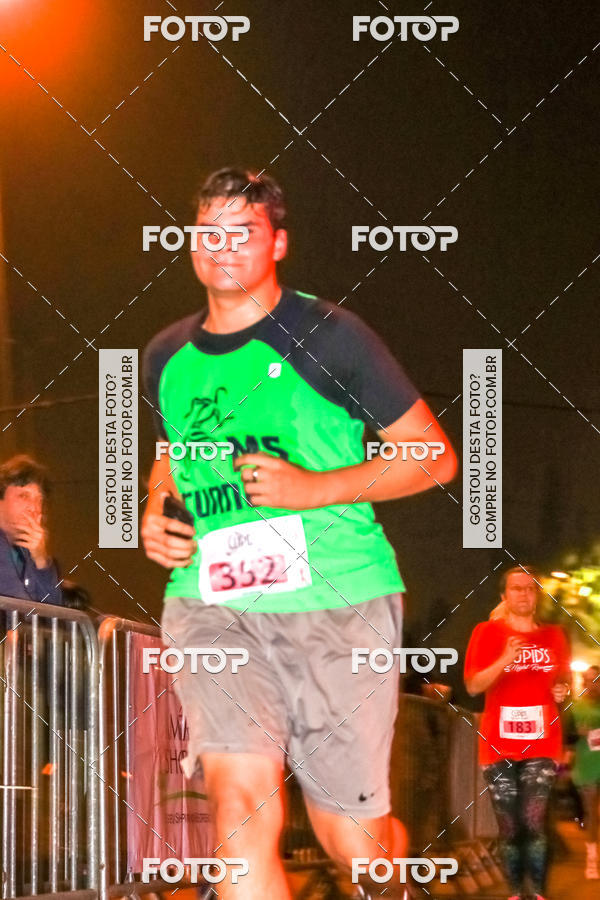 Achetez vos photos de l'vnementCupid's Night Run sur Fotop