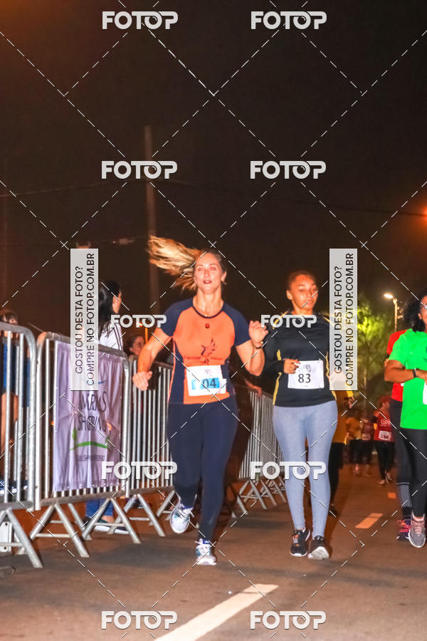 Achetez vos photos de l'vnementCupid's Night Run sur Fotop