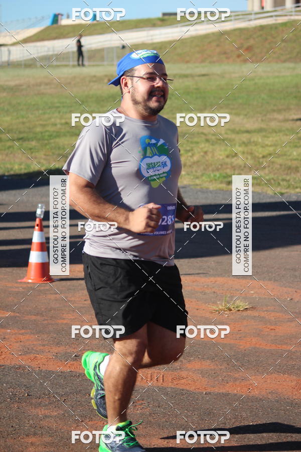 Buy your photos of the eventCorrida Insana 5K - Etapa Brasilia on Fotop