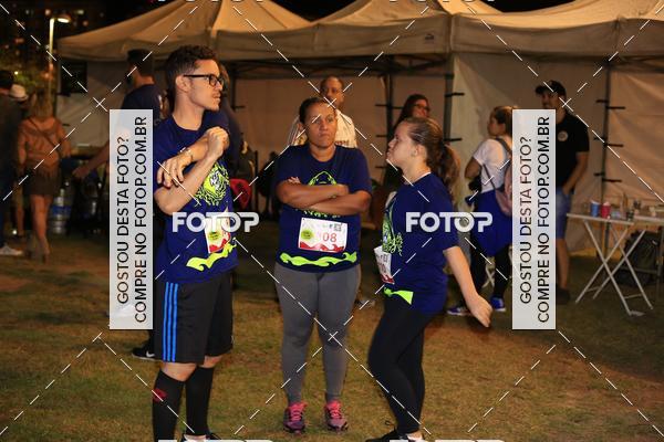 Buy your photos of the eventMarines Night Run on Fotop