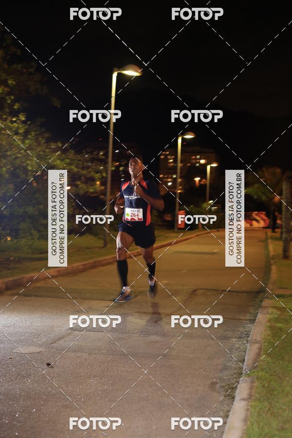 Buy your photos of the eventMarines Night Run on Fotop