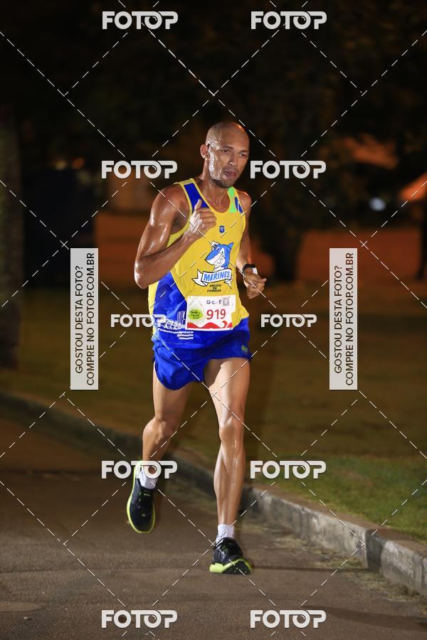 Buy your photos of the eventMarines Night Run on Fotop